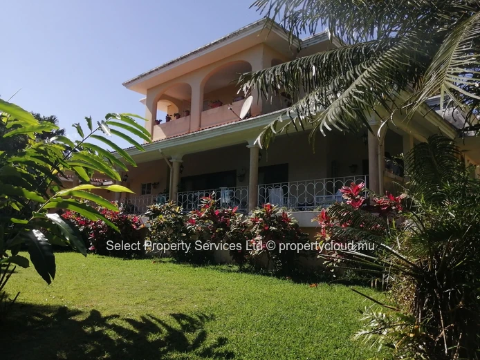 House for Sale in Floreal