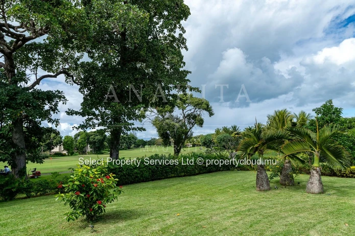 Exquisite Semi-Detached Villa with Golf Course Views for Sale in Anahita Beau Champ