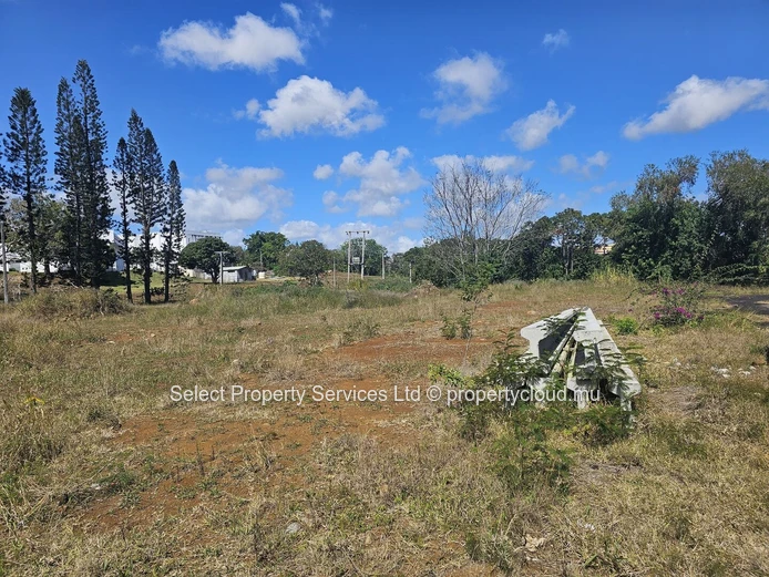 Terrain en pleine propriété à vendre à moka