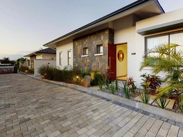 3 Bedroom Townhouse, Duplex