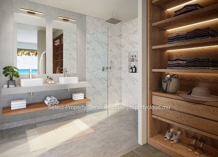 Appartement (R+2)  en bord de mer à vendre à Balaclava à partir de EUR 950,000