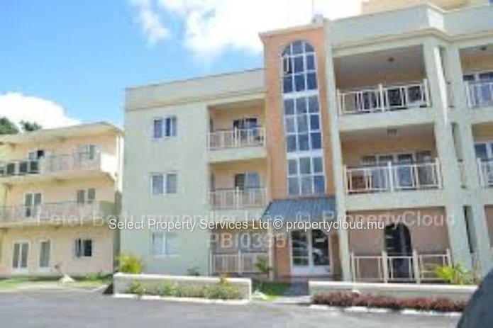 Grand Penthouse G+2 for Sale in River Island Residence - Trianon 