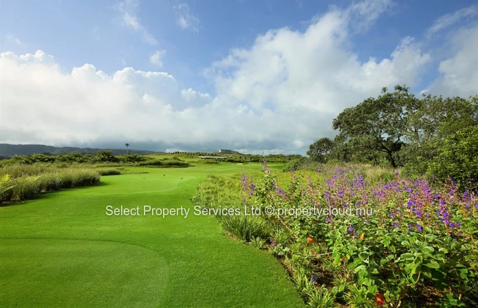 Land for Sale as from Rs 6.9 M at Avalon Golf Estate