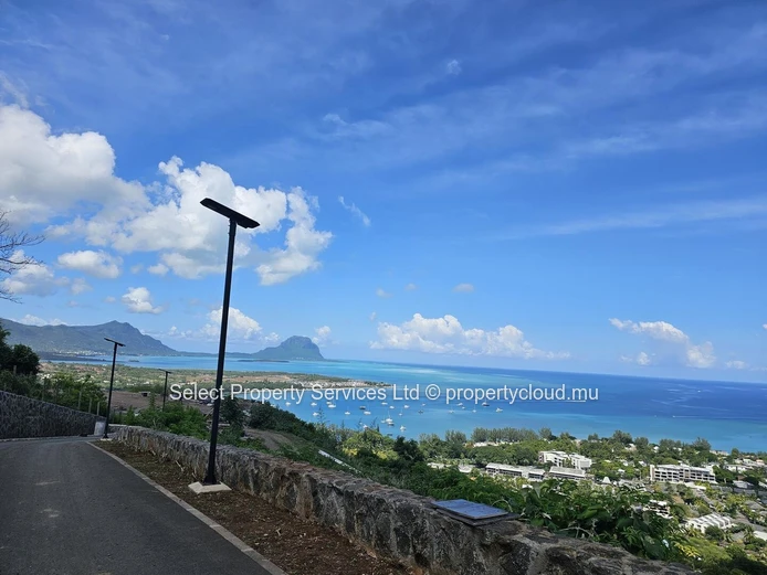 West Coast - Bespoke 4-Bedroom Luxury Villas (RES) in Marguery Heights for Sale - Riviere Noire