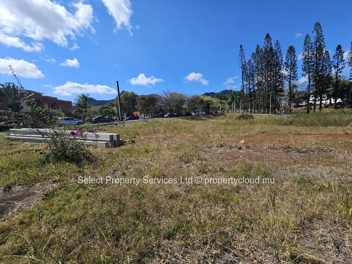 Terrain en pleine propriété à vendre à moka