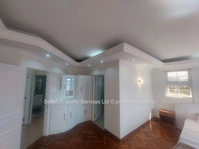 Exclusive Listing – Rs - For sale Spacious Apartment in the Heart of Quatre Bornes