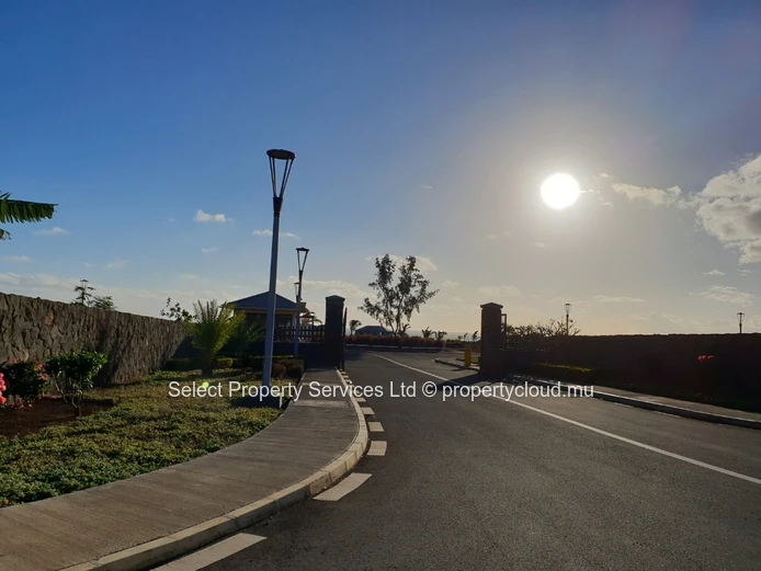 For Sale Plot of 757 SQM - Les Jardins d'Anna Phase 1 & 2 - Flic en Flac
