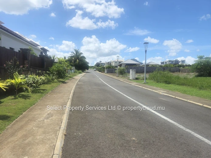 For Sale Plot of 757 SQM - Les Jardins d'Anna Phase 1 & 2 - Flic en Flac