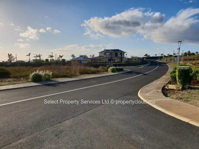 For Sale Plot of 757 SQM - Les Jardins d'Anna Phase 1 & 2 - Flic en Flac