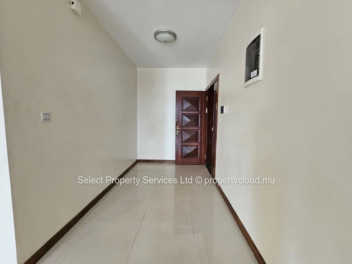 Appartement de 3 chmabres à Vendre au Vieux Quatre Bornes