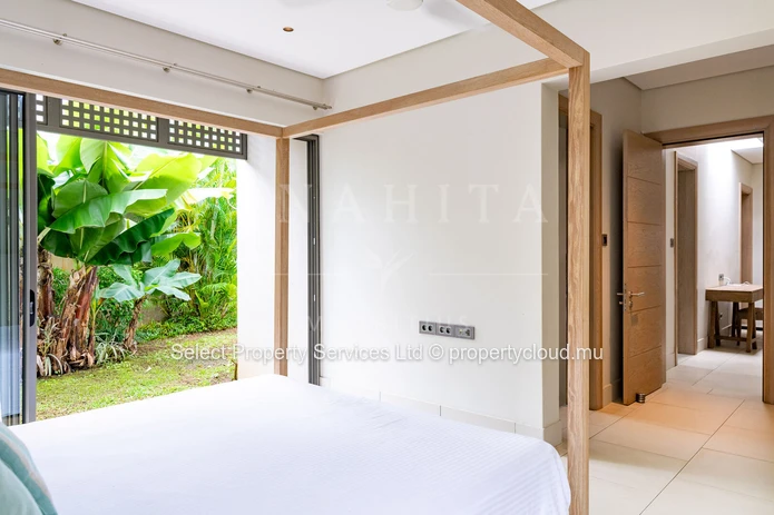 Exquisite Semi-Detached Villa with Golf Course Views for Sale in Anahita Beau Champ
