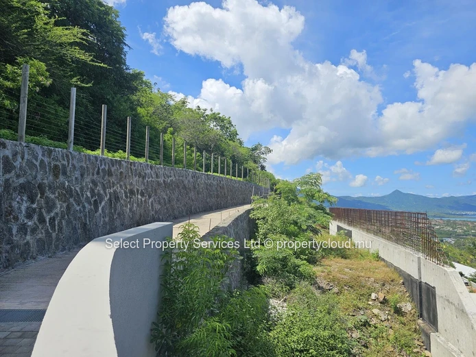 West Coast - Bespoke 4-Bedroom Luxury Villas (RES) in Marguery Heights for Sale - Riviere Noire