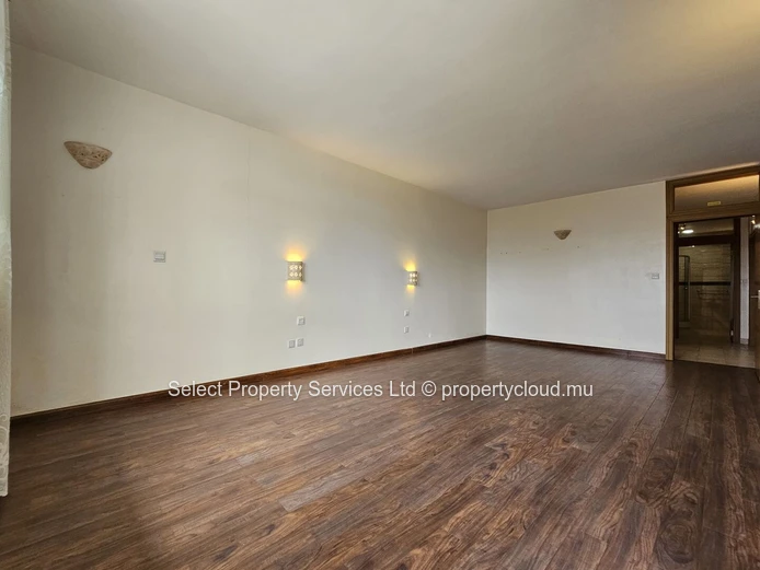 Appartement de 3 chmabres à Vendre au Vieux Quatre Bornes