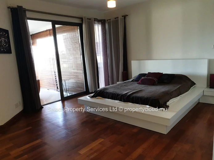 A Vendre, Rare Opportunité Appartement avec Vue, jardin et Dip Pool à Plantation Marguery