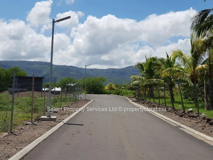 À Vendre – Terrain Résidentiel Morc. Belouget, Black Rock – Tamarin