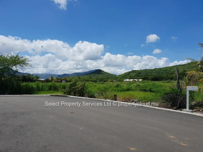 À Vendre – Terrain Résidentiel Morc. Belouget, Black Rock – Tamarin
