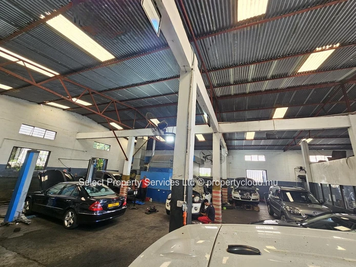 Industrial/Commercial Building for Sale in Pailles West