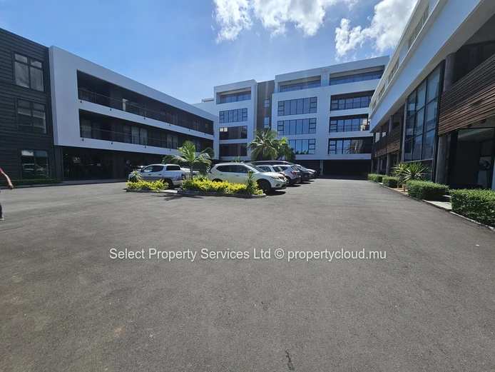 Office Unit for Sale in Black River Business Park, Royal Road, Tamarin