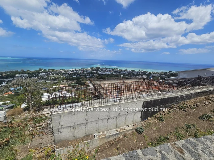 West Coast - Bespoke 4-Bedroom Luxury Villas (RES) in Marguery Heights for Sale - Riviere Noire